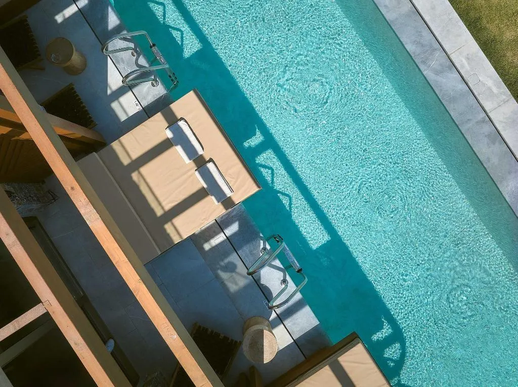 Room, Enorme Santanna Island, Crete