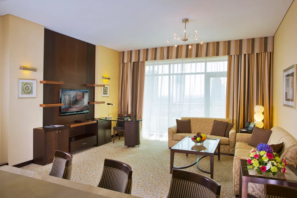 SUITE THREE BEDROOMS Room, TIME Oak Hotel & Suites, Dubai