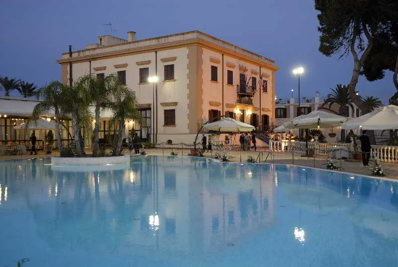 Pool, Grand Hotel Palace, Palermo