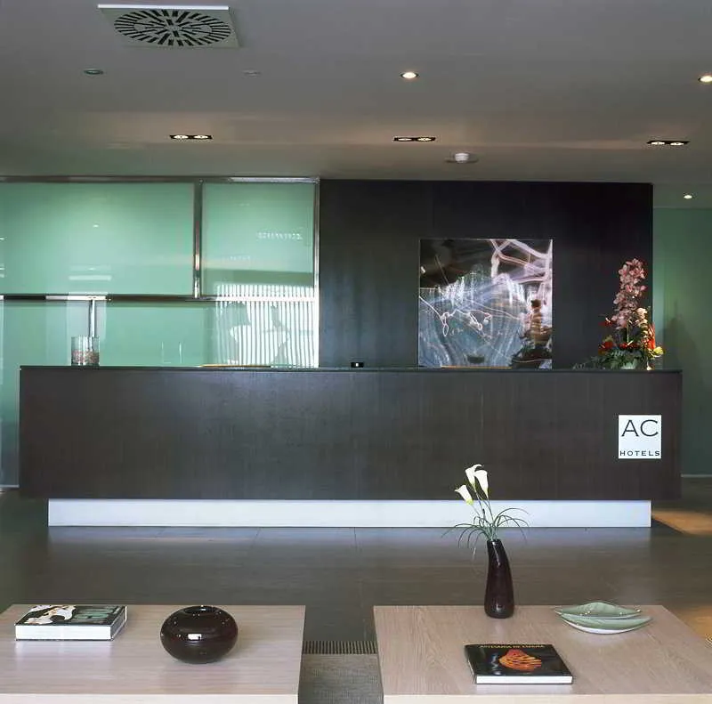 Lobby, AC Elda, Costa Blanca