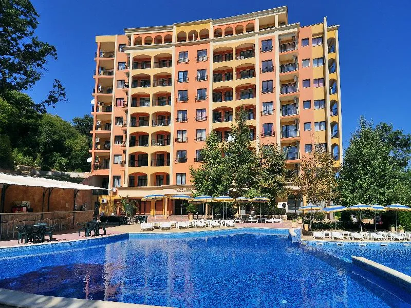 Pool, Paradise Green Park, Varna