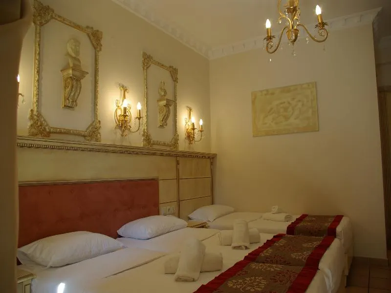 Room, Parthenon Art Hotel, Thessaloniki
