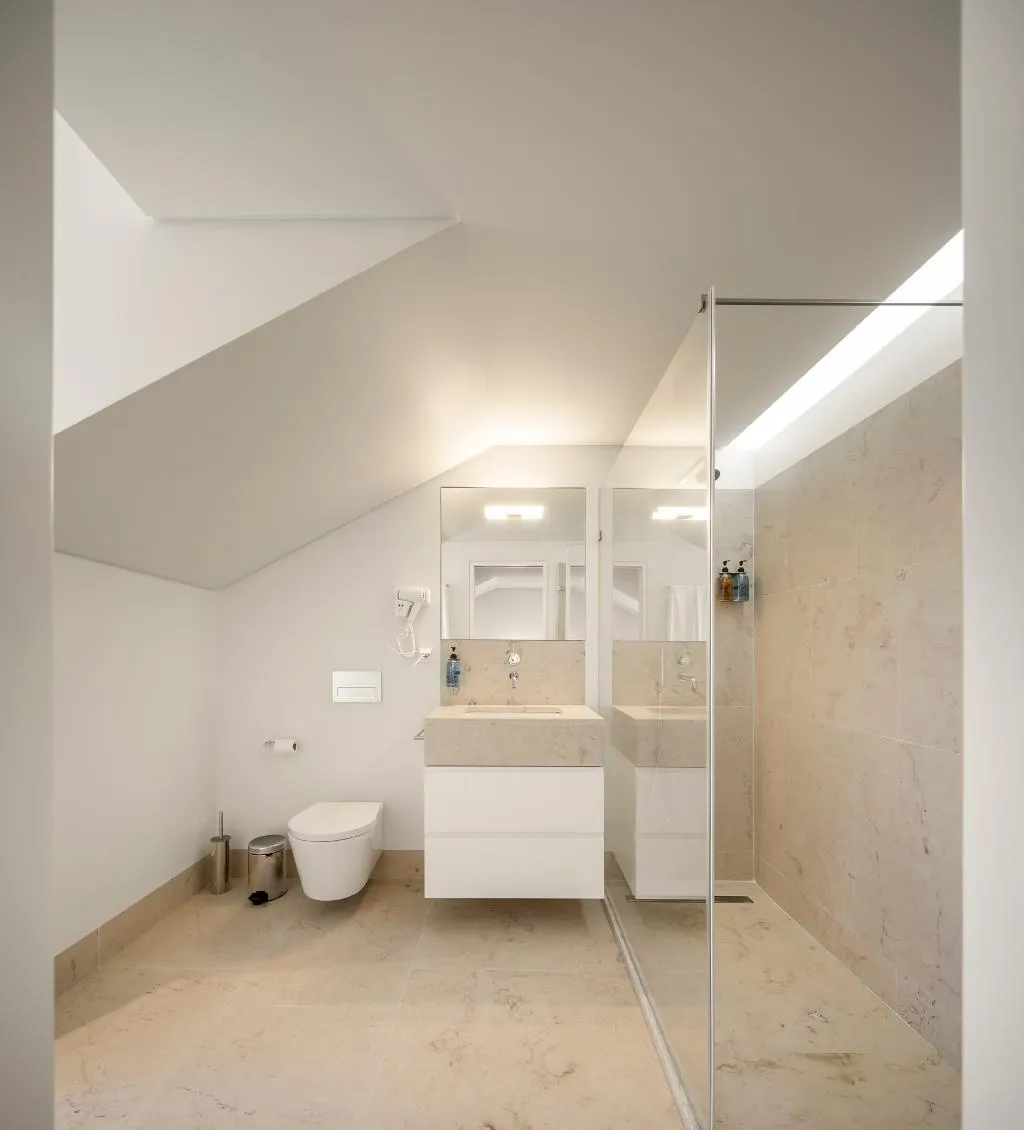 APARTMENT TWO BEDROOMS Room, Lisbon Serviced Apartments - Mouraria, Lisbon