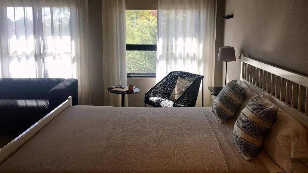 TRIPLE SUPERIOR WITH VIEWS Room, B&B Mare de Deu Jardines del Turia, Valencia