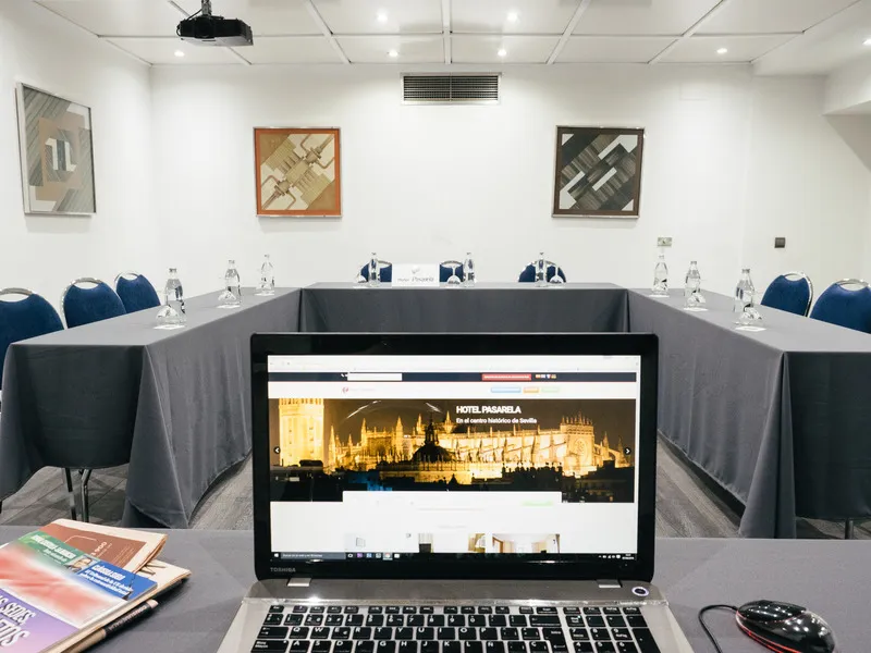Conferences, Pasarela, Seville