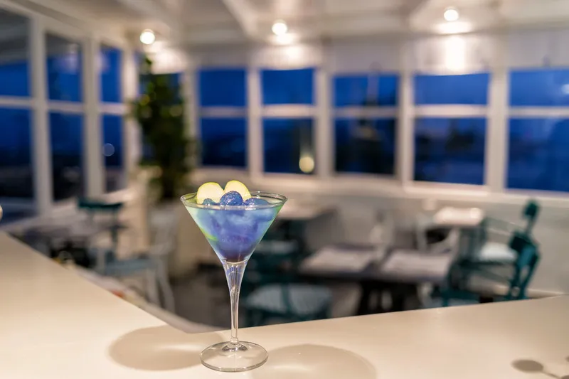 Bar, Artemis Suites, Santorini