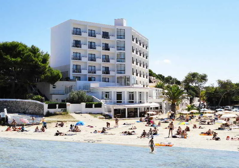 General view, Hotel Playa Santandria, Menorca