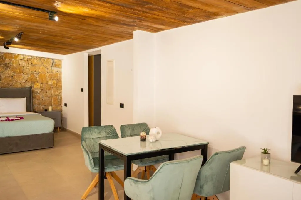 APARTMENT DELUXE Room, Sanimar By Mono Alex, Thessaloniki