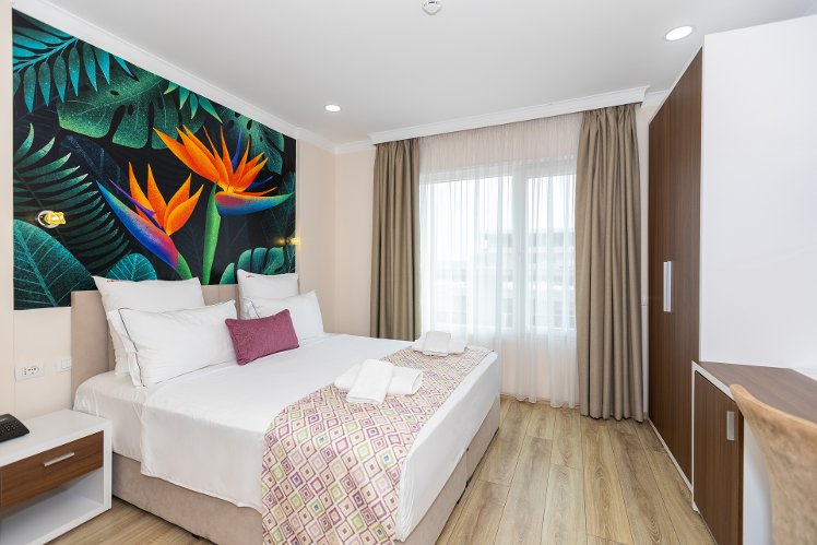 Hotel Britania, Kavaje