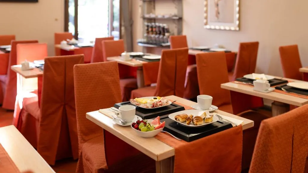 Restaurant, Caravaggio, Florence