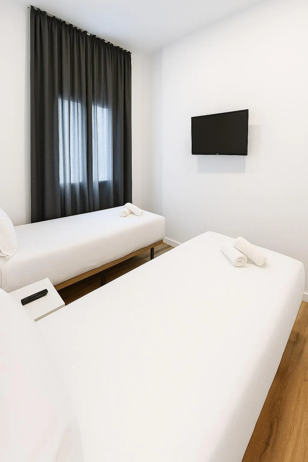 Room, Hostal Bernabeu, Madrid