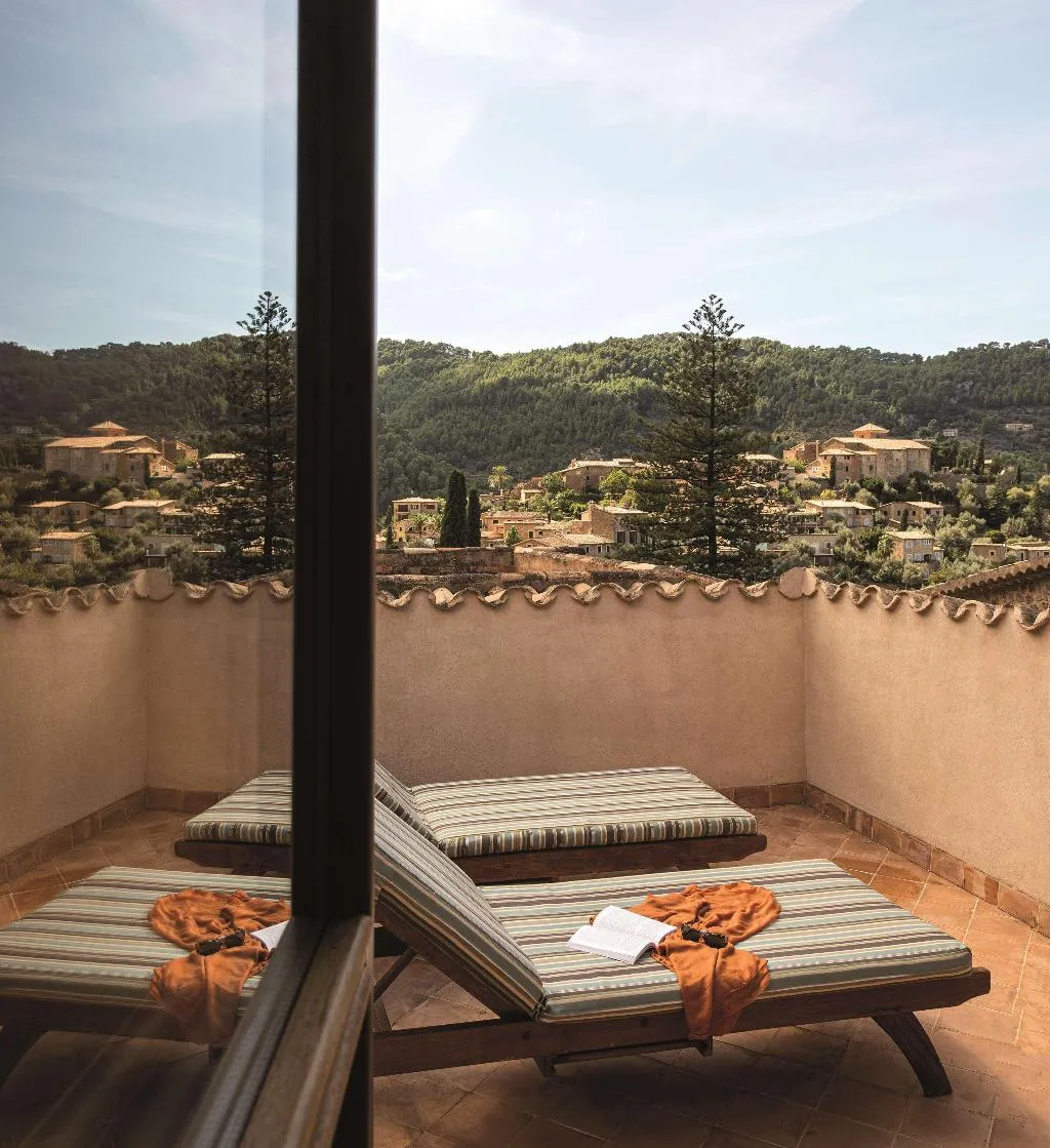JUNIOR SUITE SUPERIOR Room, La Residencia, A Belmond Hotel, Mallorca, Majorca