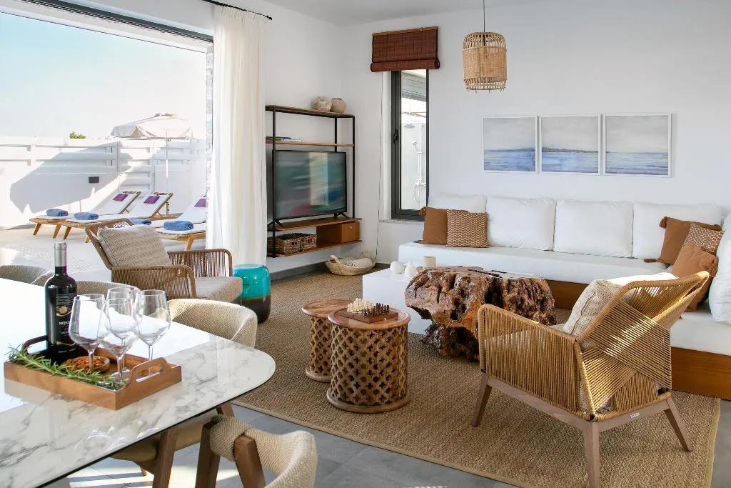 VILLA THREE BEDROOMS Room, Louis Chris Le Mare Gold, Cyprus
