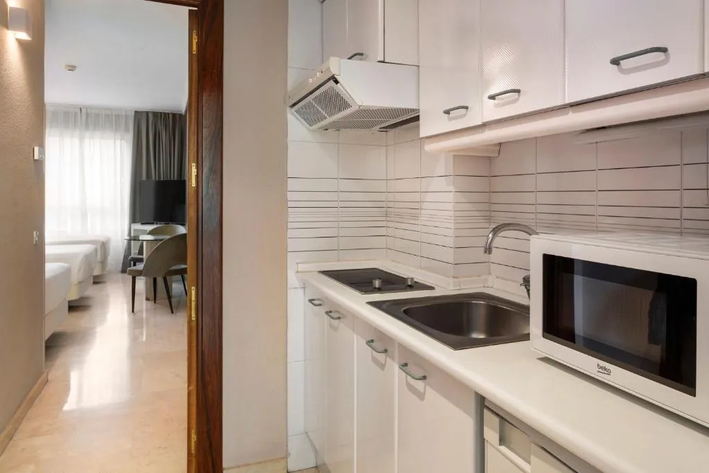 TRIPLE STANDARD Room, Sercotel Togumar, Madrid