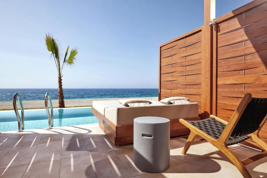 Room, Enorme Santanna Island, Crete