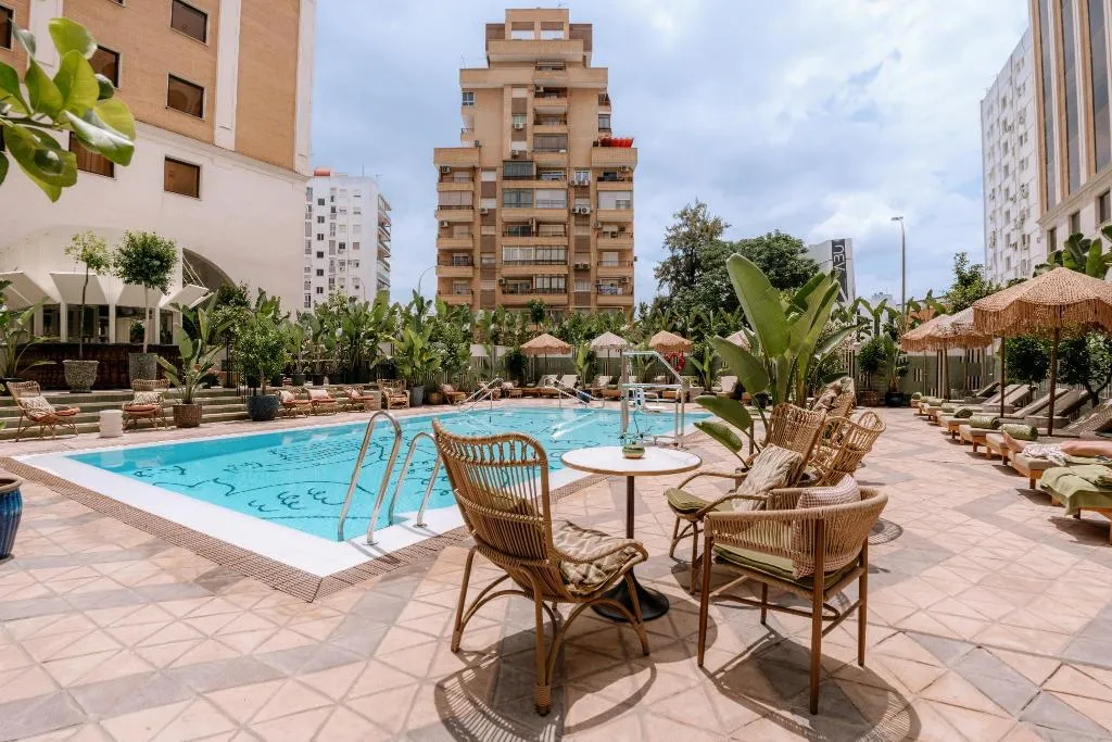 Pool, Only YOU Hotel Sevilla, Seville