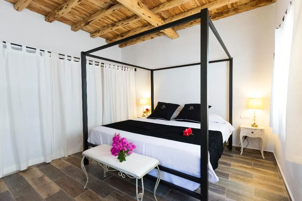 VILLA STANDARD Room, Agroturismo Can Guillem, Ibiza
