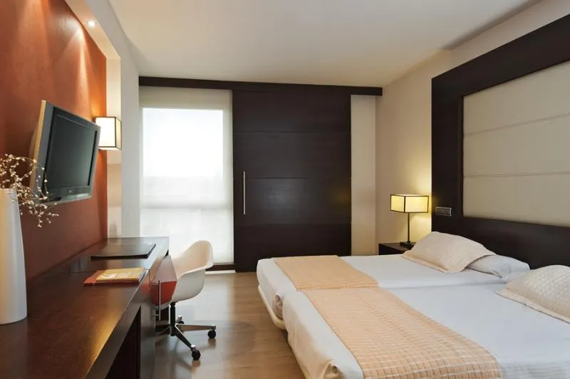TRIPLE STANDARD Room, Eurostars I-Hotel Madrid, Madrid