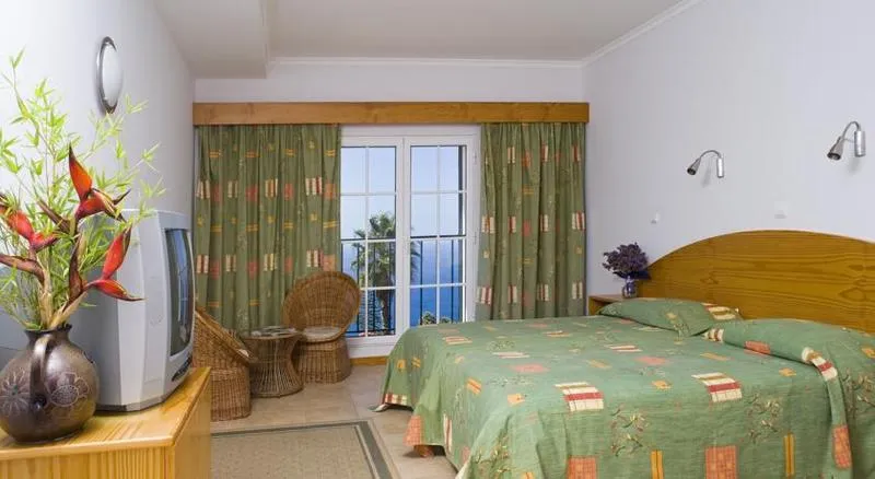 Double or Twin SEA VIEW Room, Quinta Alegre, Madeira