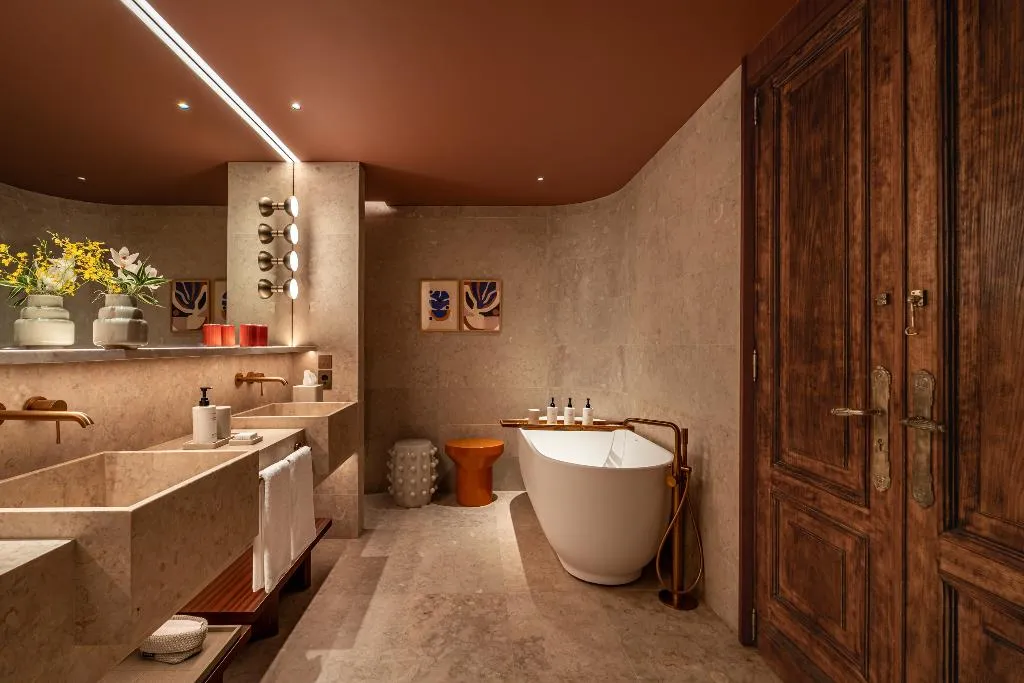 SUITE Presidential Room, Andaz Lisbon, Lisbon