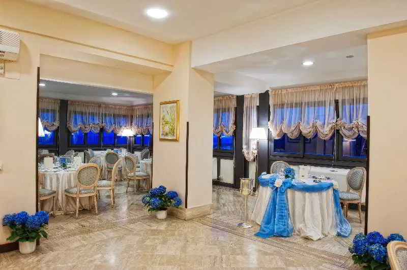 Restaurant, Hotel San Giorgio, Rome