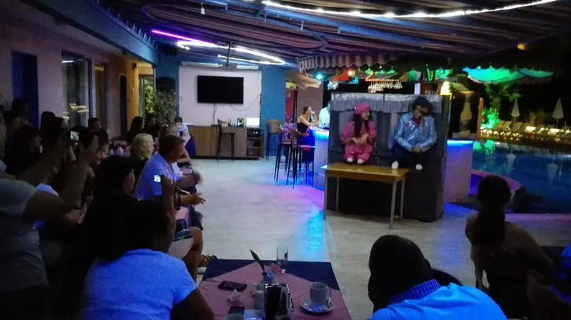 Bar, Happy Apart Hotel, Izmir
