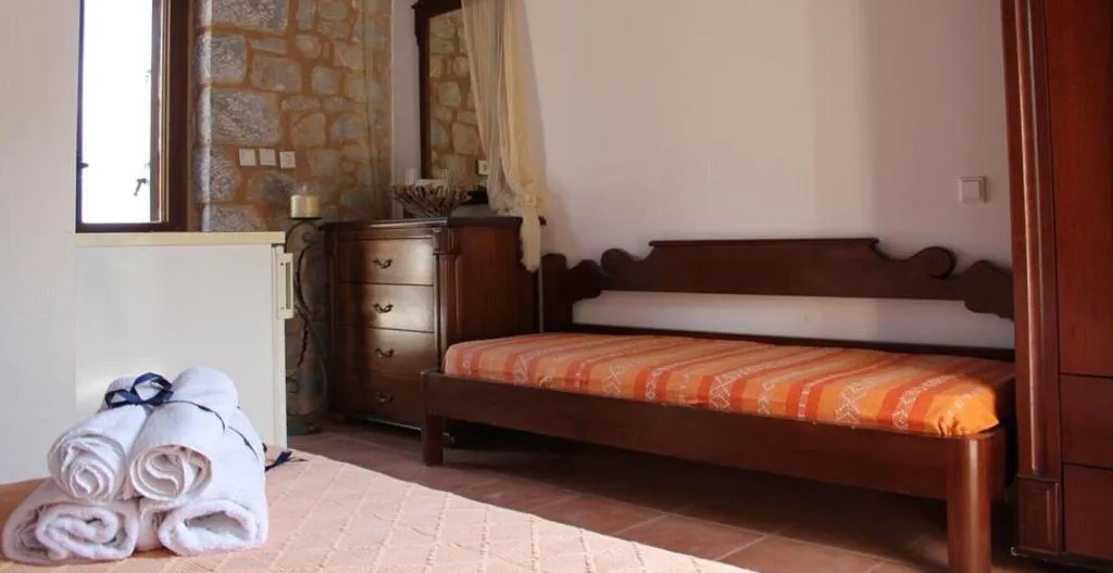 Room, Lalloudes Hotel Mani, Kalamata