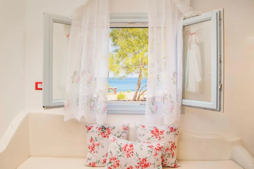 VILLA LUXURY Room, Starlight Luxury Seaside Villa & Suites, Santorini