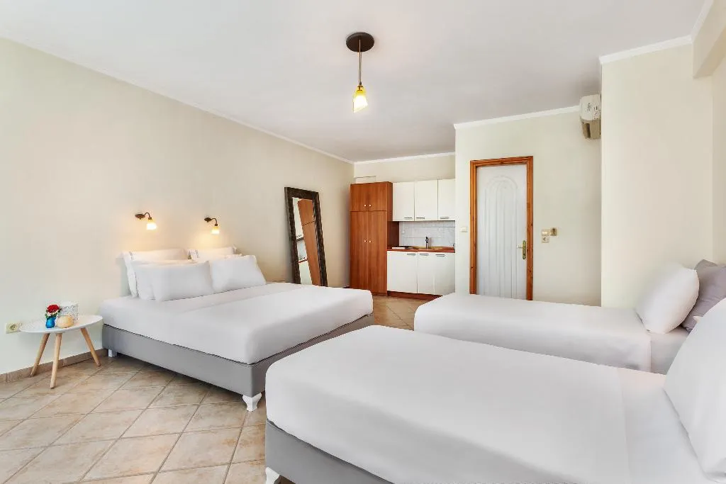 JUNIOR SUITE STANDARD Room, Hesperides Hotel, Halkidiki