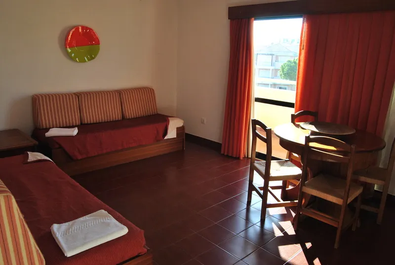 APARTMENT ONE BEDROOM Room, Olhos Do Mar, Algarve