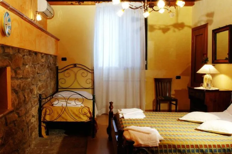 General view, La Casa sulla Collina d'Oro, Palermo