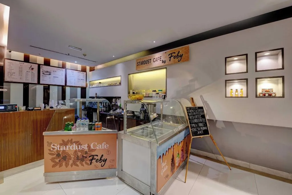 Bar, Howard Johnson Plaza By Wyndham Dubai Deira, Dubai