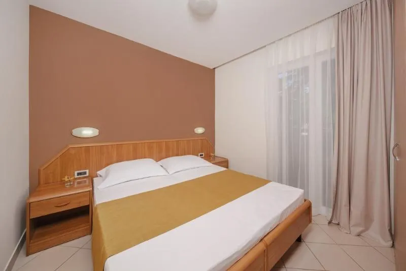 APARTMENT CLASSIC Room, Apartments Katoro Plava Laguna, Istria