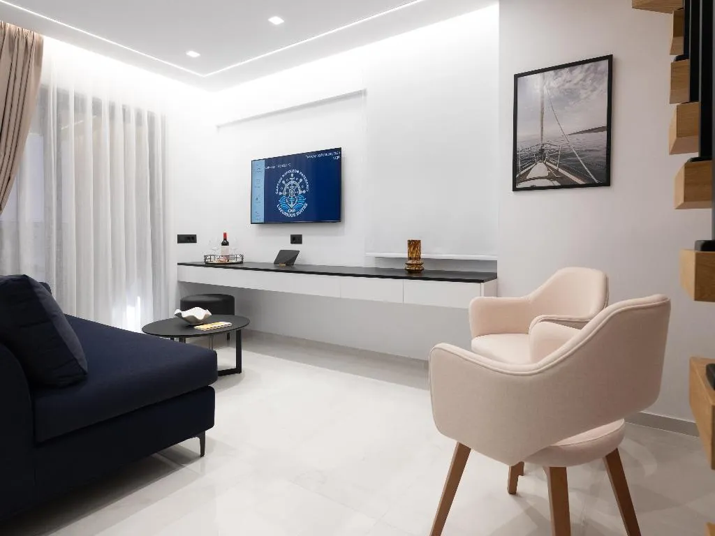 SUITE CLASSIC Room, Captain Napoleon Paterakis CNP Luxurious Suites, Crete