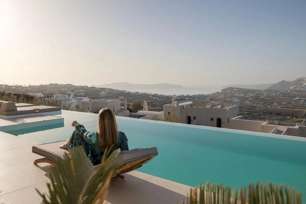 SUITE LUXURY Room, Zannos Melathron Hotel By Omilos Hotels, Santorini