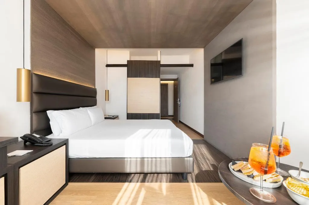 TWIN SUPERIOR Room, WarmtHotel, Rome