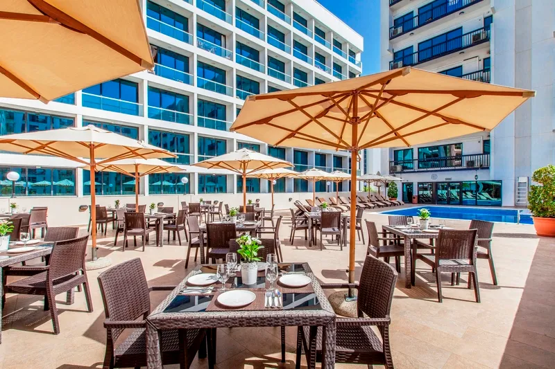 Pool, Golden Sands Hotel Apartments, Dubai