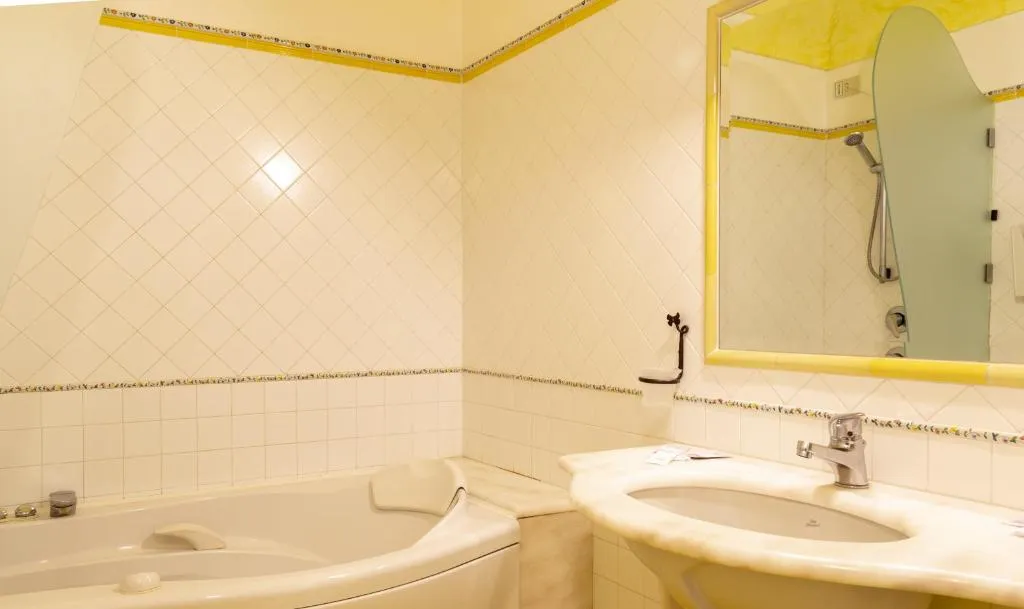 QUADRUPLE STANDARD Room, Hotiday Positano Sea View, Naples