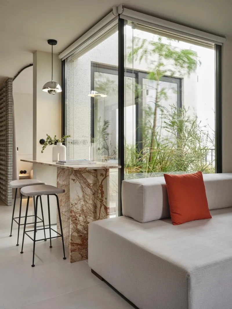 SUITE BUSINESS Room, Newel Psychiko, Athens