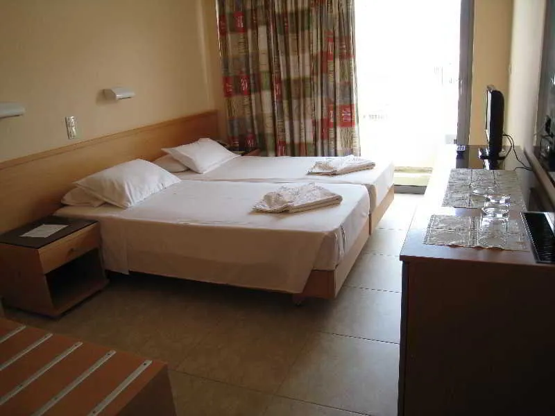 Room, Nafsika, Rhodes