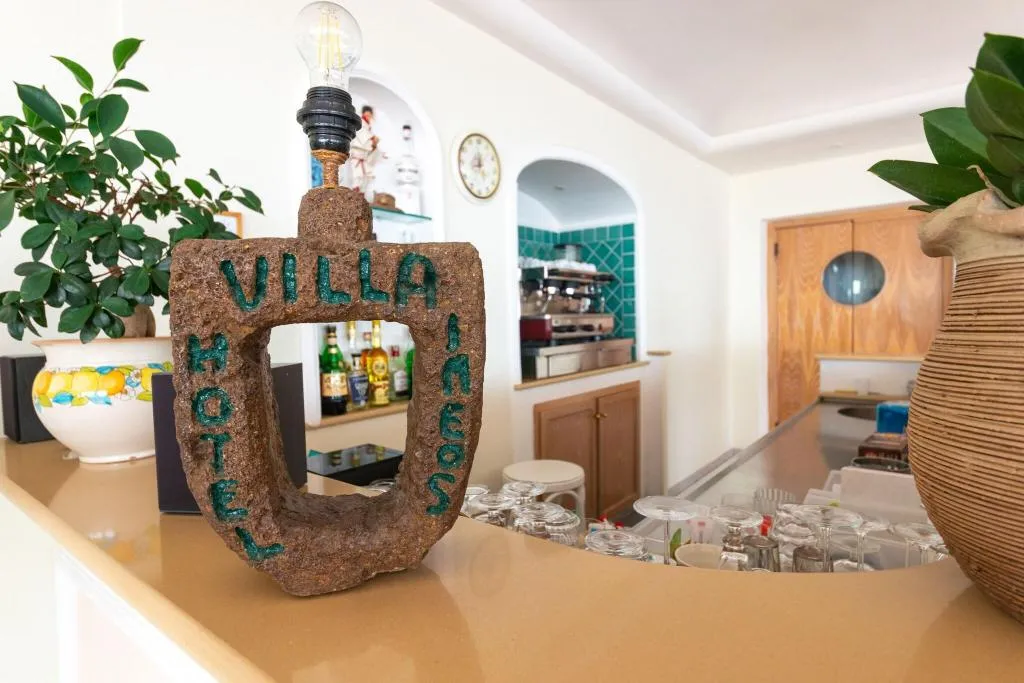 Bar, Villa Ireos, Naples