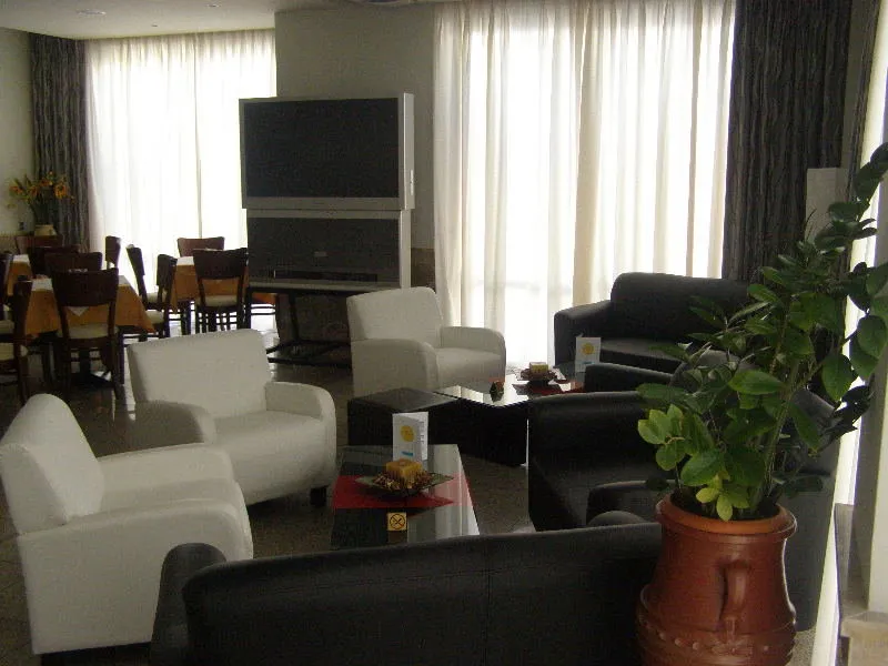 Lobby, Paritsa, Kos