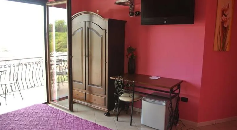 Room, Hotel Casafort, Naples
