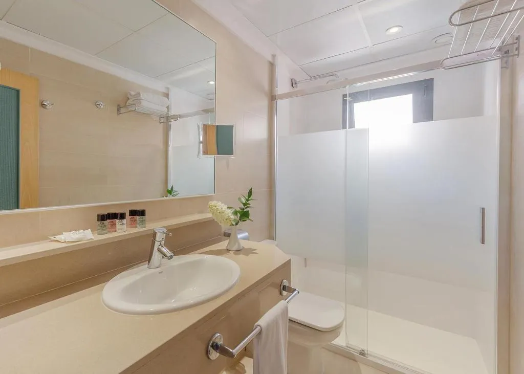 Double or Twin ECONOMY Room, PortBlue Club Pollentia Resort & Spa, Majorca