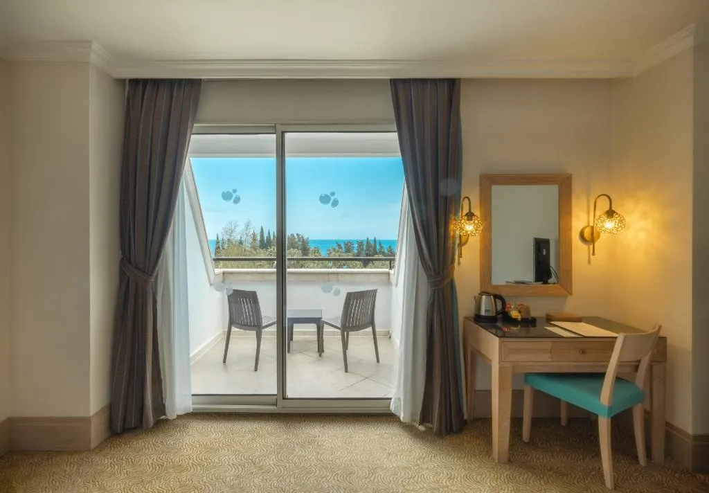 DOUBLE SINGLE USE SIDE SEA VIEW Room, Crystal De Luxe Comfort Collection, Antalya