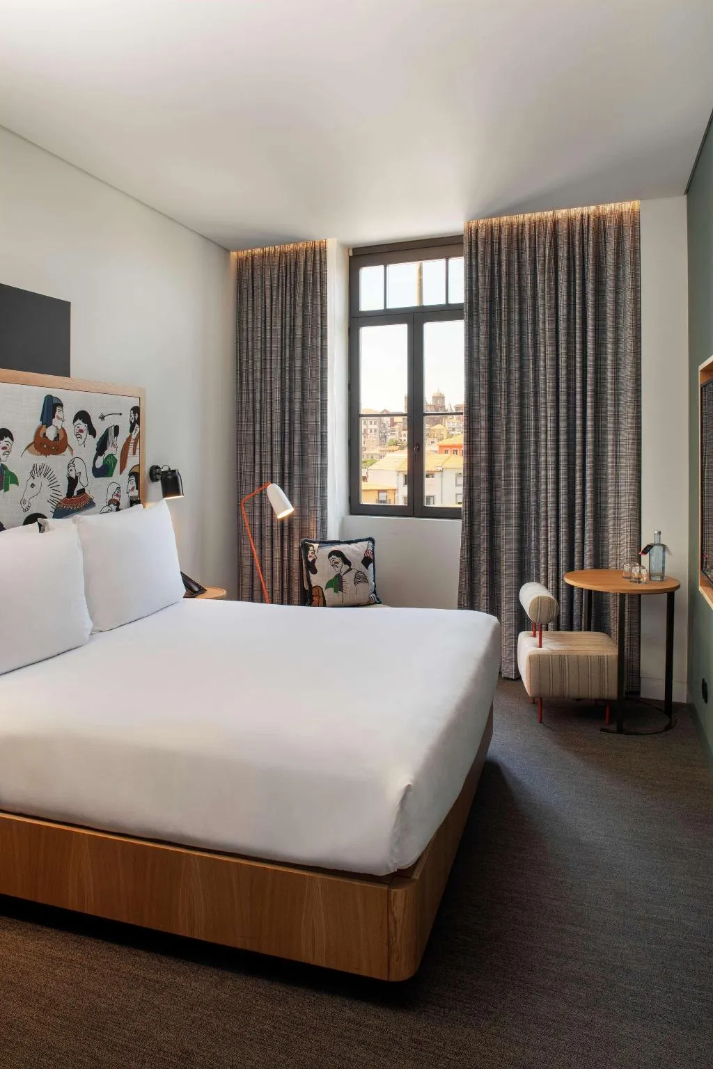 Room, Se Catedral Hotel Porto, Tapestry Collection by Hi, Porto