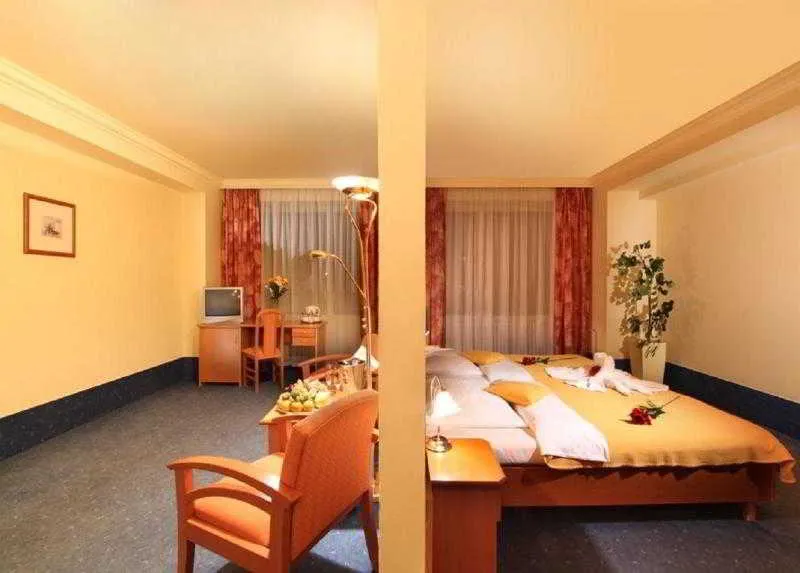 Room, Austria Suites, Prague