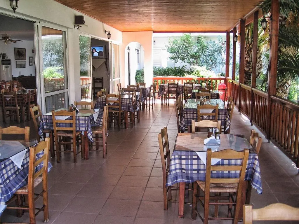 Restaurant, Ammoudi Beach, Crete