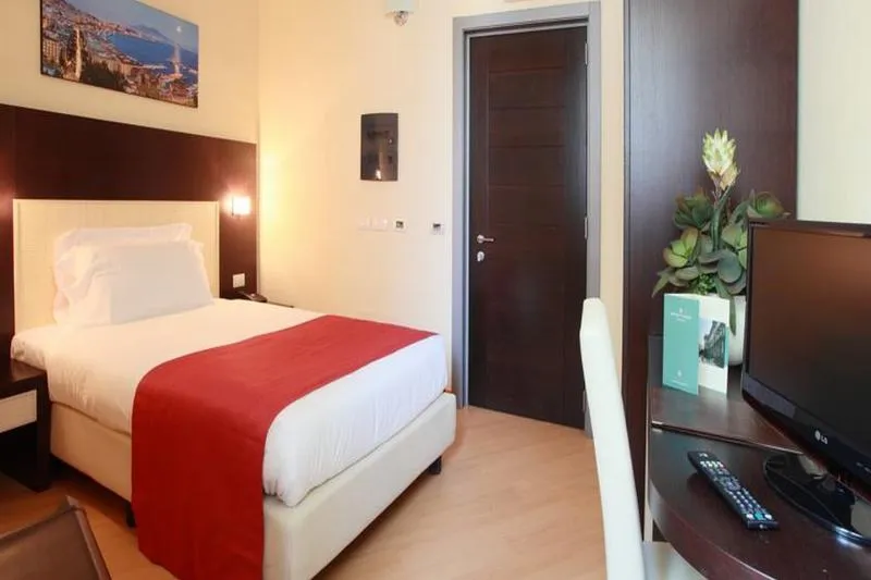 SINGLE COMFORT Room, Naples, Naples