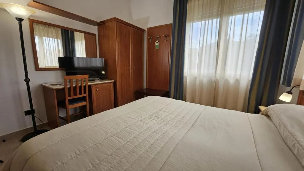 DOUBLE STANDARD Room, GH Hotel & Restaurant, Palermo